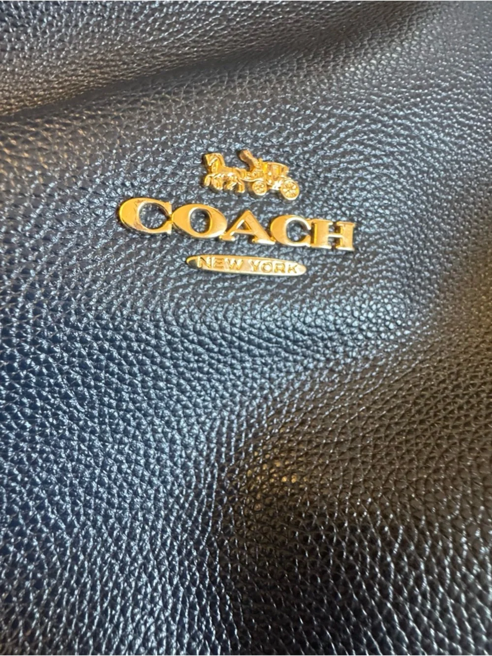 Coach Skylar Hobo Handbag Shoulder Bag Navy Blue Gold Hardware Pebble classy - Picture 3 of 16